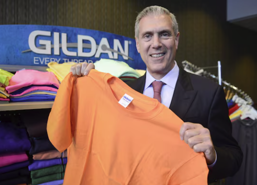 Gildan : le fondateur de la marque de retour aux affaires